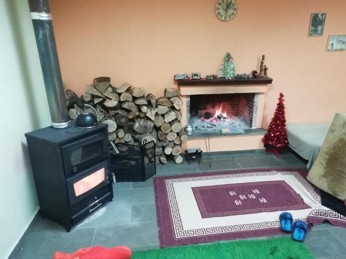 Koromilia Refuge Villa Díon Екстериор снимка